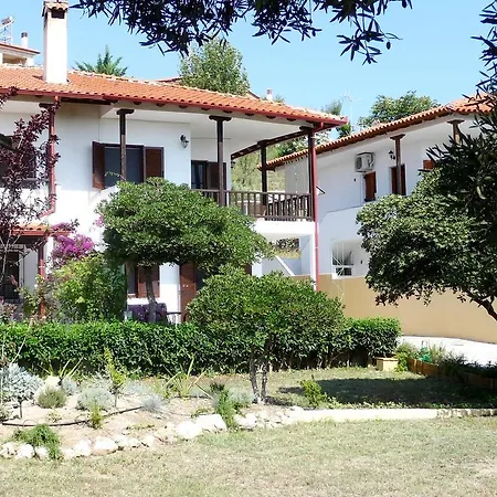 Neria Summer Houses Hanioti Room photo