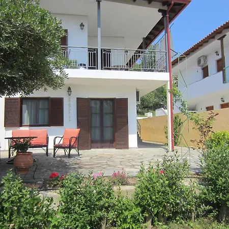 Neria Summer Houses Hanioti Exterior photo